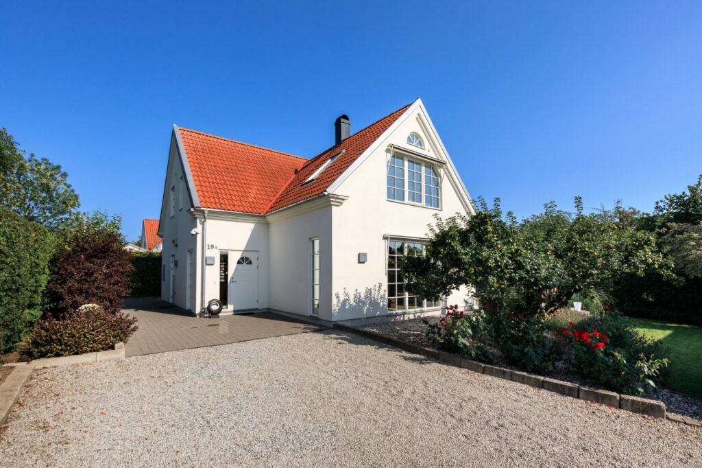 Ombyggnad takfönster till 2 planshus, Huddinge Stuvsta, Sigridsvägen